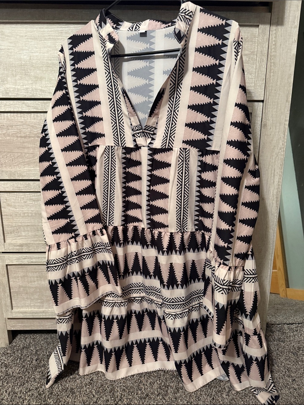 SHEIN Pink and Black Geometric Tiered V-Neck Dress